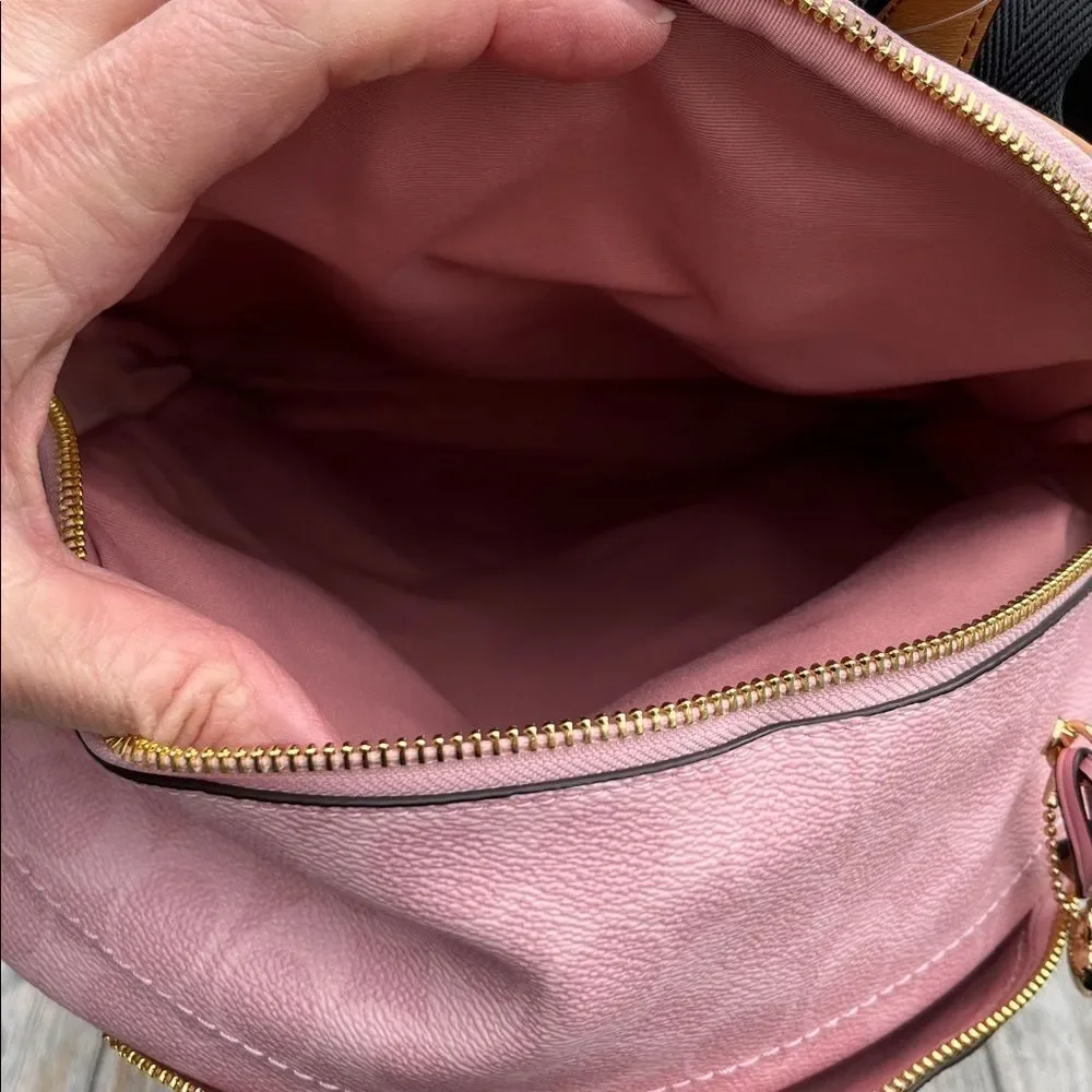 Coach Taylor Small Backpack In Signature Canvas With Charms Bag Powder Pink